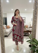 Ombre Georgatte Anarkali Gown ye long Ethic Gown - Image 2