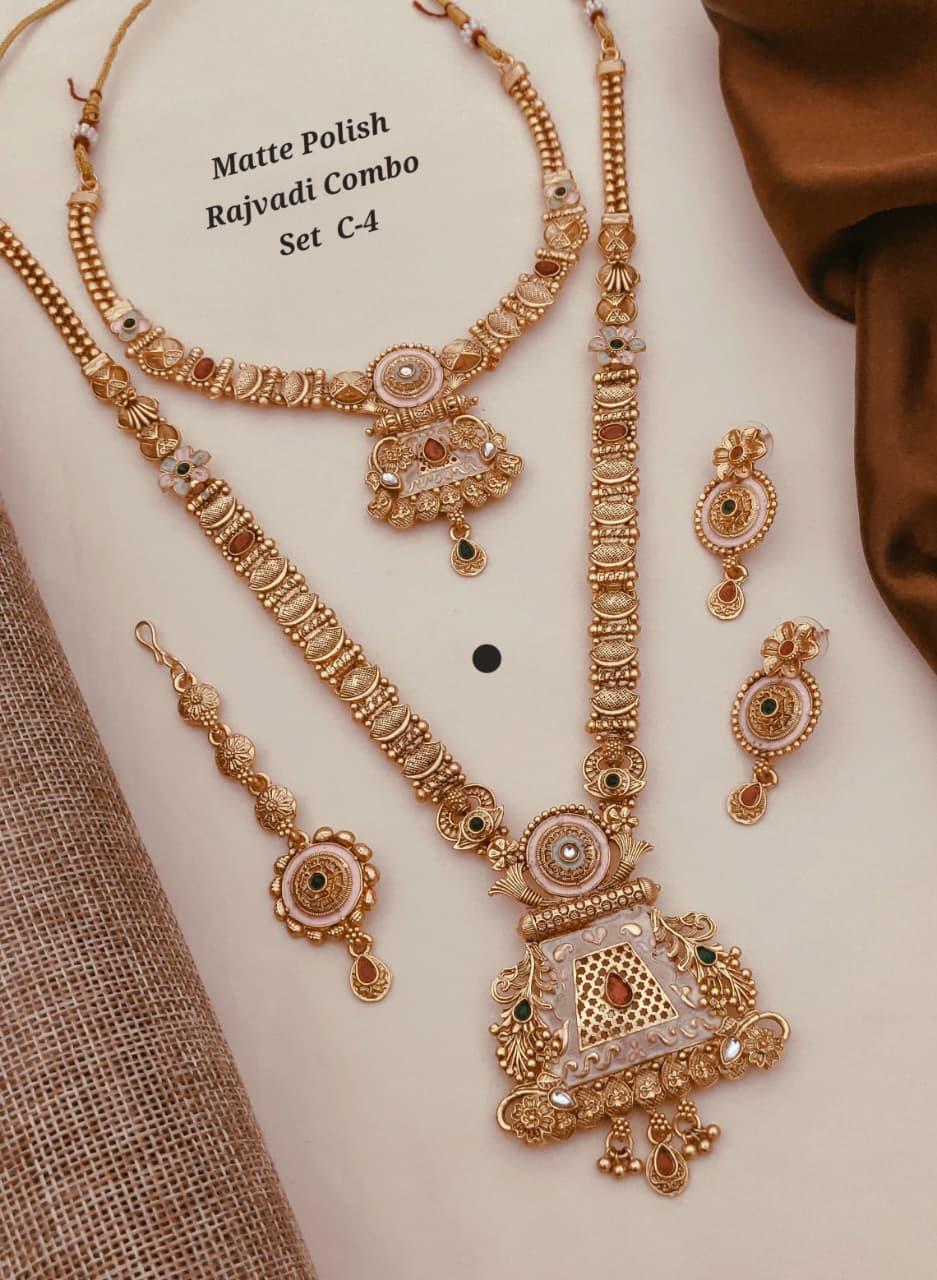 WhatsApp Image 2026-04-02 at 16.33.52 matte polish rajwadi combo set - Image 1